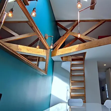 Dom wakacyjny Charming House - Ideal For Families *