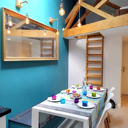 Charming House - Ideal For Families Vakantiehuis Versailles