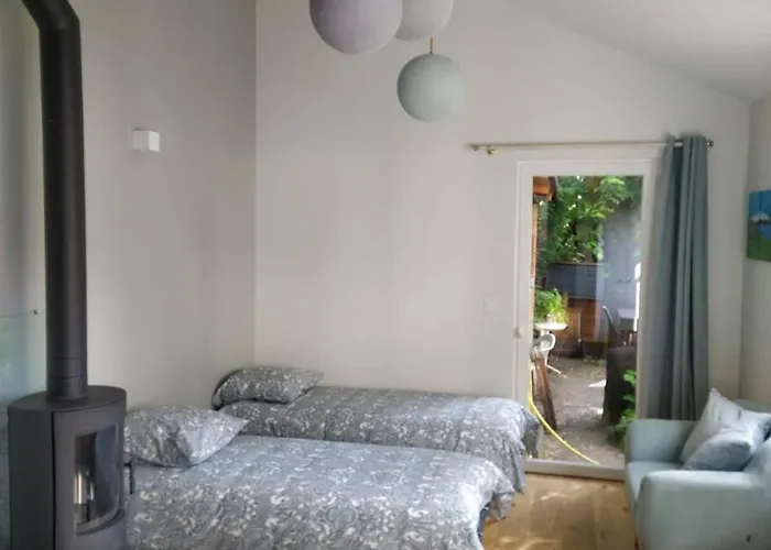 Charming House - Ideal For Families 度假居
