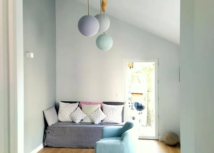 Charming House - Ideal For Families * 凡尔赛